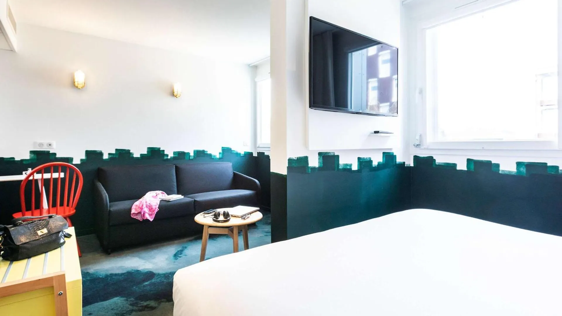 ホテル Ibis Styles トノン・レ・バン 3*,  フランス
