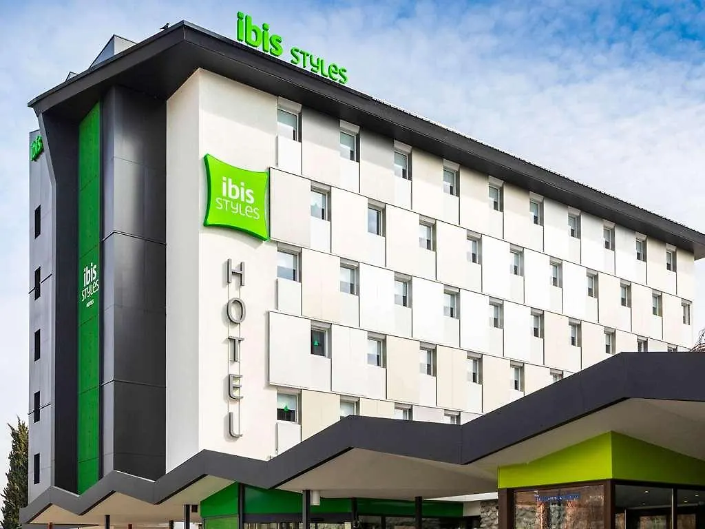 Ibis Styles Thonon-Les-Bains Hotel